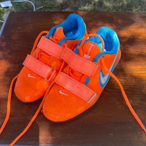 Nike Romaleos 2 - Size 4 womens/kids